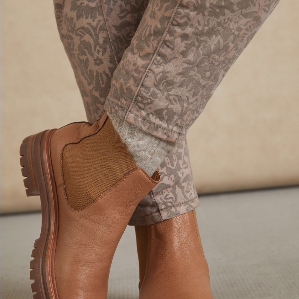 Anthropologie | PILCRO FLOCKED LEGGINGS | Size 32 - Picture 4 of 10